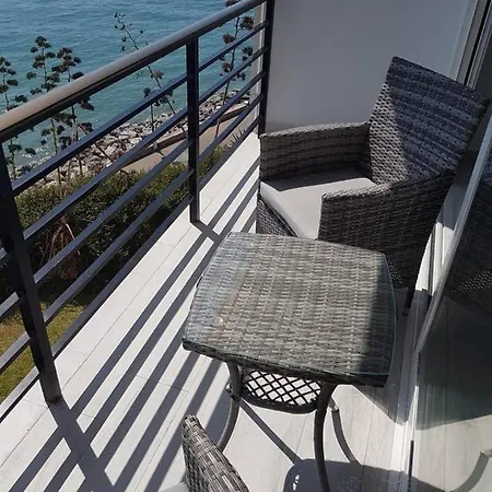 Sea Front - Castillo Santa Clara Appartement