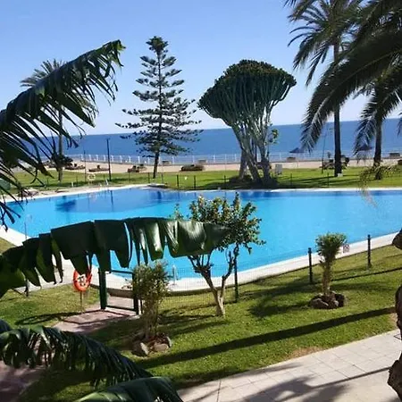 Sea Front - Castillo Santa Clara *