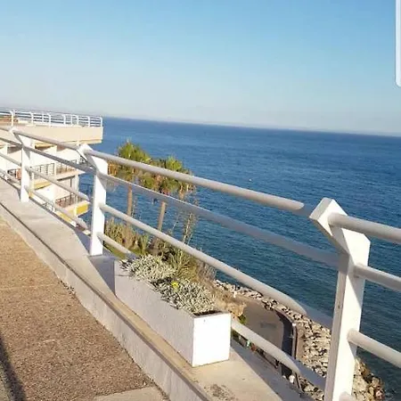 Sea Front - Castillo Santa Clara *